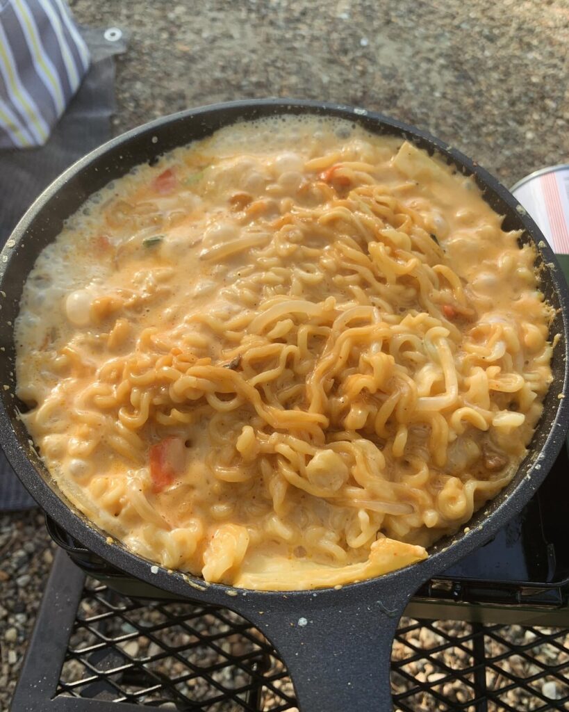 ロゼ辛ラーメン